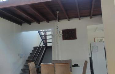 Casa Ampla com Piscina e Churrasqueira - Foto 11