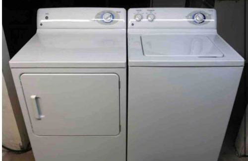 Spacious Home - Pet Friendly with Fenced Backyard - Foto 28