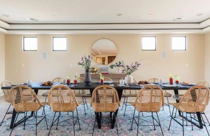 Sunbeam by Avantstay Elegant, Private Desert Home w/ Infinity Pool, Spa & View - Photo 23