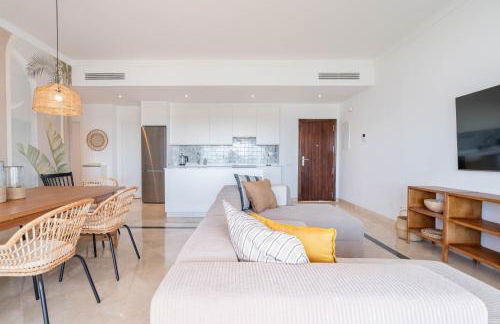 Modern-getaway-spa-pools-5301 - Photo 9