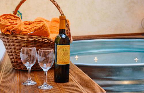 Basso 61, Cozy Oasis with Mini Pool and Courtyard - Foto 60