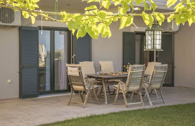 Queen Bee Residence - Photo 41