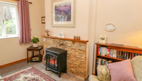 Rose Cottage - Photo 5