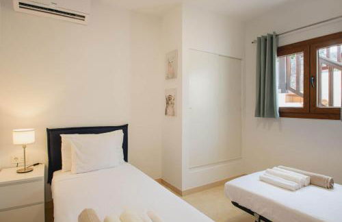 Stylish 6 Bedroom Villa Princesa - Hot Tub - Heated Pool - Near Beach & Waterparks - Foto 49