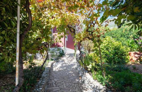 Bella Perna 3-Bedroom beachfront apartment - Photo 10