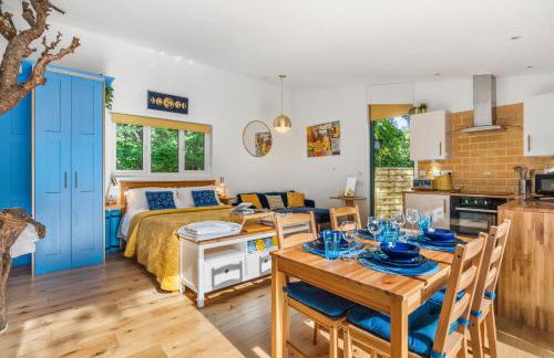 Ivy Cottage Holiday Cabins - Photo 12