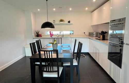 Apartment at Addenbrooke hospital and Bio Campus - Free Private parking - Foto 19