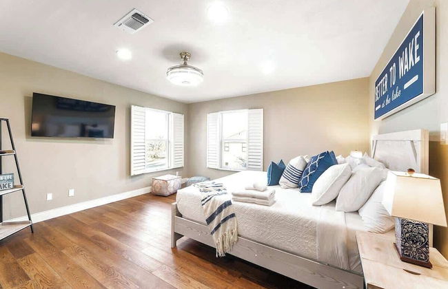 Luxury on Lake LBJ With Hot Tub Firepit & Boat Slip - Foto 2