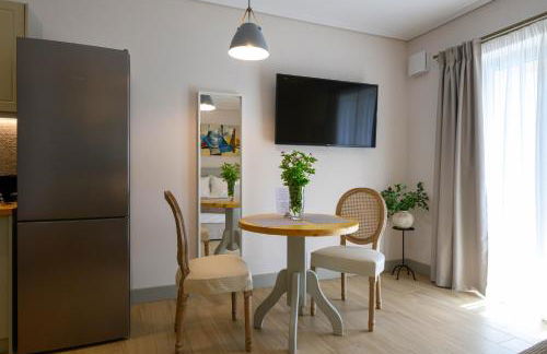 Kannas Mani Luxury Suites -Adults Friendly 14 Plus - Photo 76