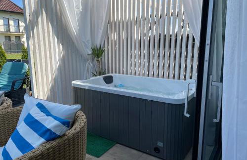 Domek z jacuzzi Summer House Dziwnówek Wrzosowo - Foto 45