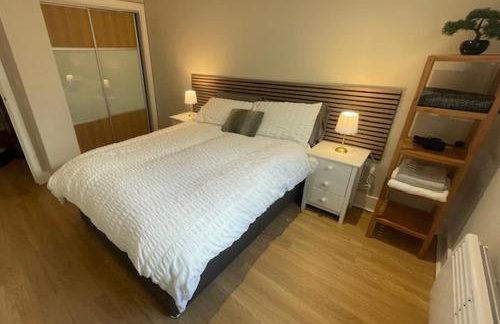 Central 1BR Flat for up to 4 - Lift Access - Photo 11