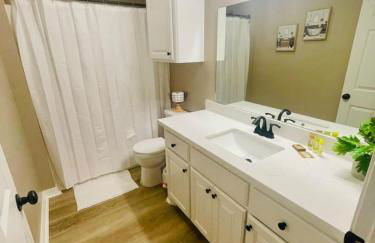 EastGate 4A Cozy family retreat close to downtown Hammond - Foto 45