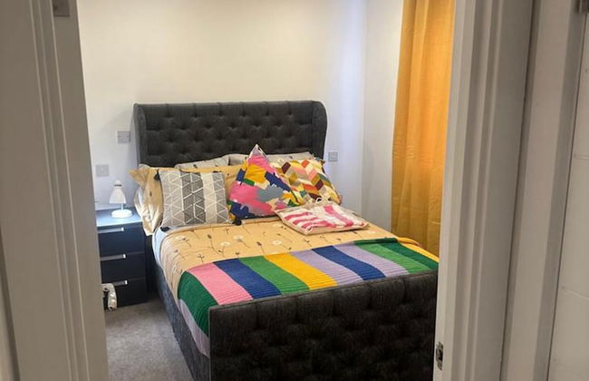 1 Bed Flat - Sleeps 2 - Pets - Garden - Parking - Foto 3