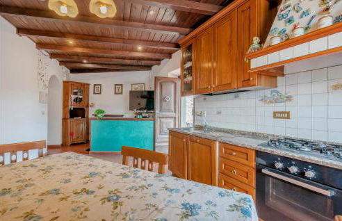 Awesome Home In Frazione Antognano - Foto 16