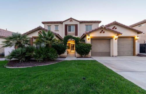 The Desert Jewel Pool Spa And Coachella Retreat - Photo 9