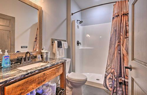 Massive Hatfield Loon Lodge with Roller Rink - Foto 18