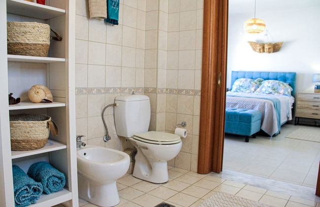 Villa Stefania with Pool - Photo 28