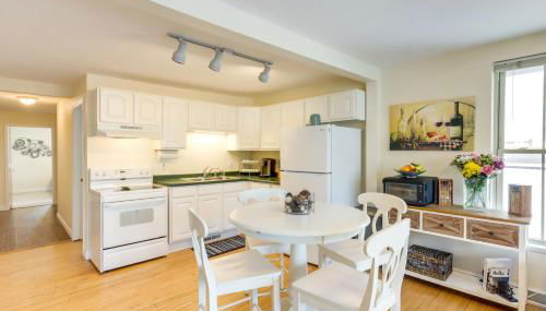 Cozy Delafield Apartment - Walk to Lake! - Foto 5