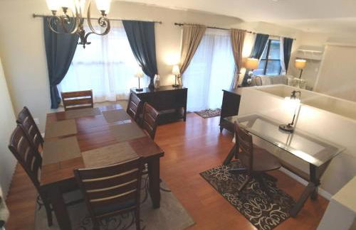 SAND CASTLE-Fun For Big Groups-Walk to Beach, Heated Pool, Lanai - Foto 16