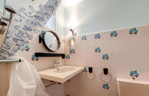 2 Bedroom Amazing Home In Pays De Belvès - Foto 17