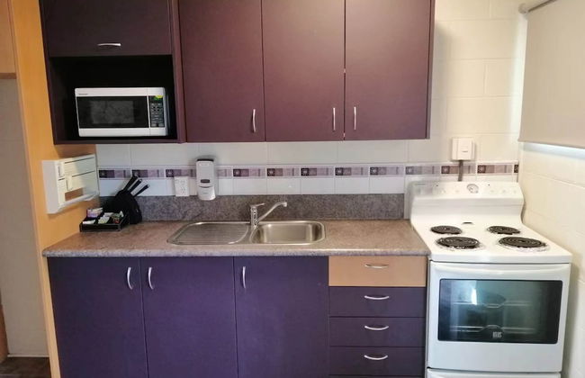 Stanley Apartments - Photo 10