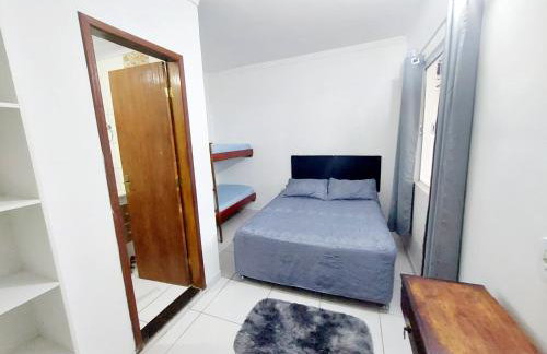 Casa Espaçosa 3 Quartos Sala Cozinha e Churrasqueira - Foto 3