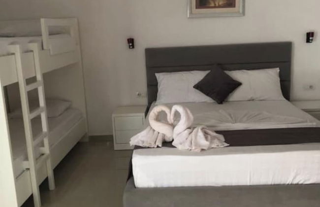 Vila Xhafa - Foto 27