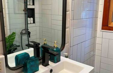 The Little Lake Cabin - Foto 24