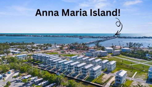 New Listing Discounts! Canal Home-Heated Pool, Game Room, Tesla Charger, & More - Foto 3