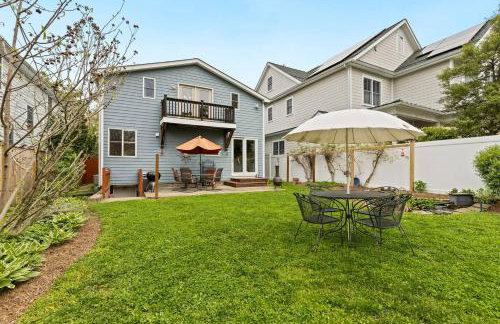 Unique Eastport Bungalow w Yard - Foto 40