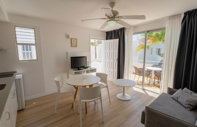 Coral California - Photo 19