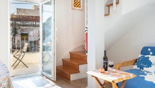 River & Beach Apartment near Lisbon - Photo 3