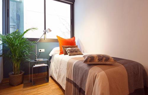 My Space Barcelona Guell Terrace Center - Photo 20