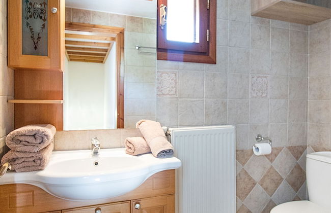 Armamento Villa - Photo 23