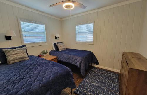 Camp St. Cabanas Unit 4 - Photo 4