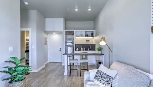 Bright San Marcos Apartment with Ideal Location - Foto 2