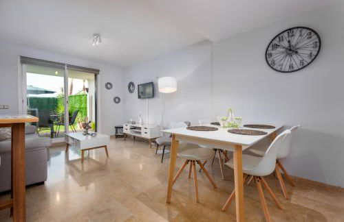 Amphora Beach 2449 - Photo 9