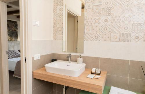 Jacuzzi Privata e Splendida Vista in bellissimo Cottage - Foto 8