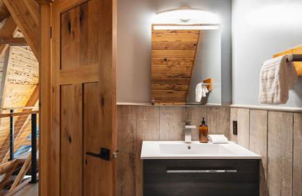 Timberline by AvantStay Stunning Chalet Cabin w Hot Tub Pool Table Home Theater - Foto 20