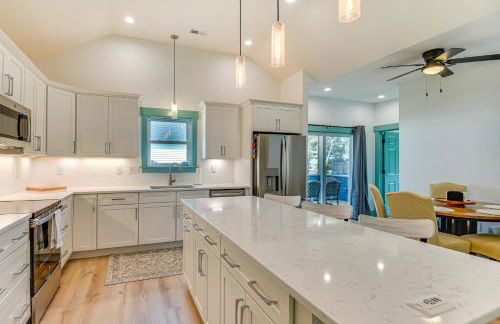 1 Mi to Dtwn Manteo Dog-Friendly Home with Deck - Foto 7