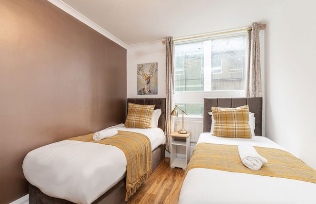 Lovely Apartments in Landward Court - Photo 9