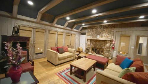 Family Nature Retreat Near LA with Indoor Grotto Pool - Foto 2