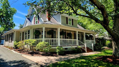 Downtown Cary 1930s Bungalow - Great walkability - Foto 1