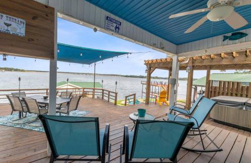 Lakefront retreat, hot tub, pets - Foto 18