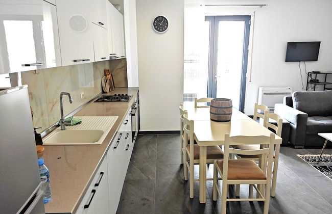 Seafront Apartment in Durres - Photo 9