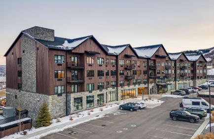 Jordanelle Sunrise Modern Condo, Gondola Access, Year-round Outdoor Fun - Photo 32