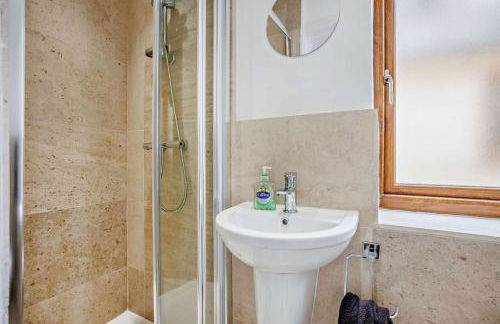 Beautiful 4-5 bedroom village house with rural views - Foto 7