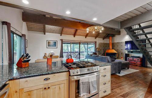 Walk to Golf and Restaurants Serene Twain Harte Gem - Photo 9