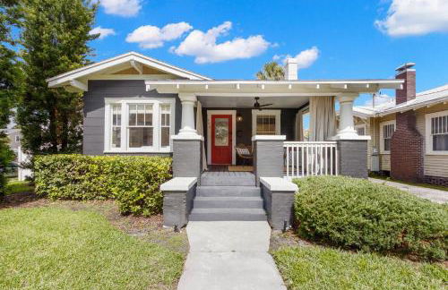 SoHo Serenity - Amazing Home with Private Pool & Hot Tub, SoHo District - Foto 2