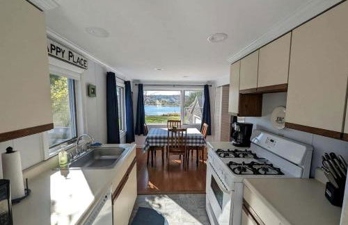 Cozy Waterfront Cottage with Private Beach and Fire Pit Near Gouldsboro, Maine - Foto 26